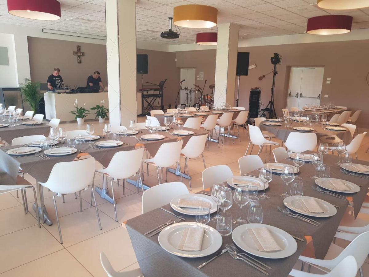 Eliopoli Beach Hostel & Restaurant 티레니아 외부 사진